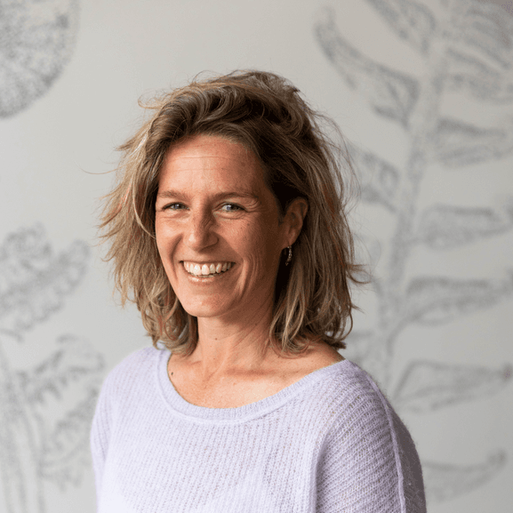 Dive Deeper: Somatic Movement met Lotte